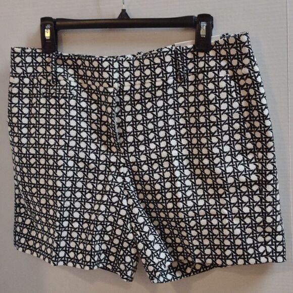 Ann Taylor Size 10 Shorts The Metro Short NWT. W1 - Picture 1 of 11